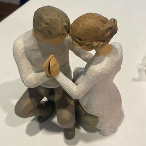 Willow tree “Around you”